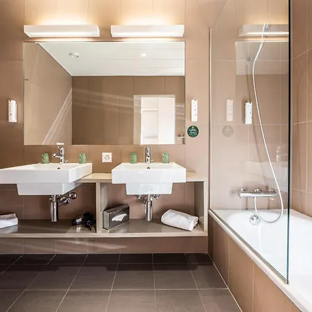 Отель Lausanne 3*