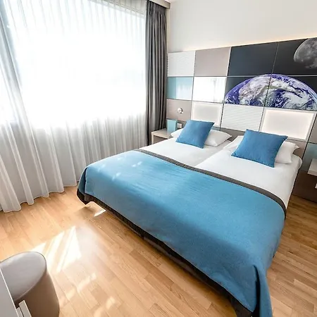 Lausanne Hotel 3*