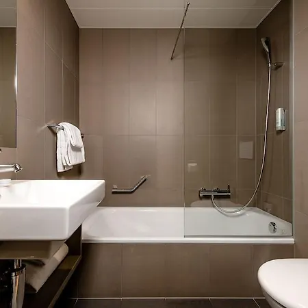 Отель Lausanne 3*